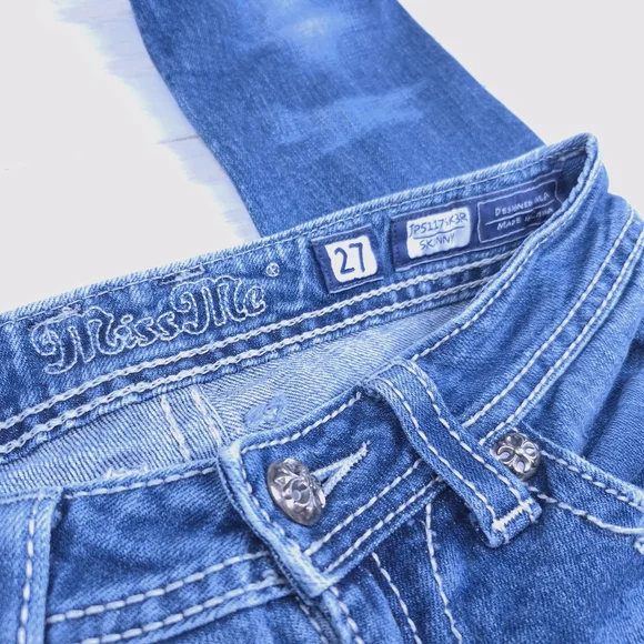 Miss Me Women's Blue Jeans - Picture 3 of 6